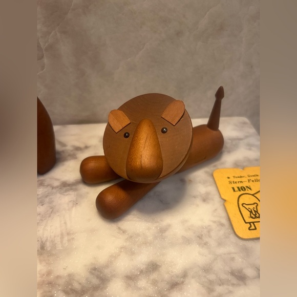 3 Senshukai Royal pet teak elephant, giraffe and Lion with card - Picture 9 of 11